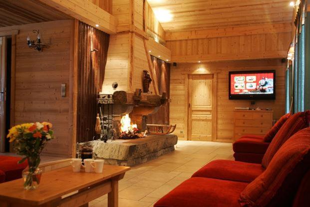 Chalet Marjorie Bed & Breakfast เลส์เฌต์ ภายนอก รูปภาพ